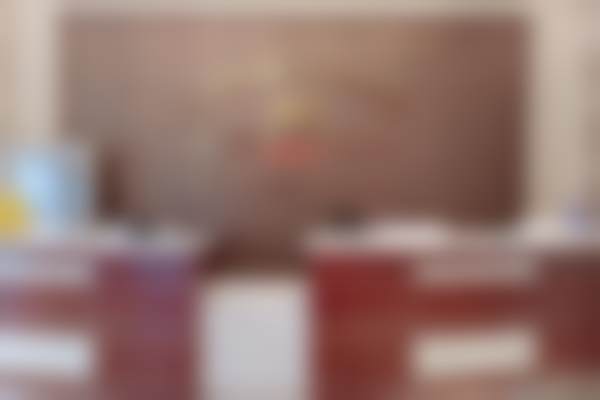 三、上海诺诗雅美容牙科医生介绍