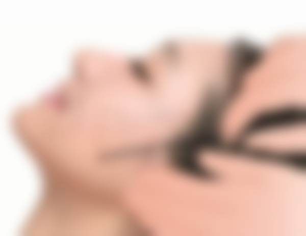 激光洗眉与洗眼线技术