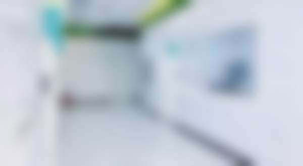 如何获取聂影医生的实时收费信息