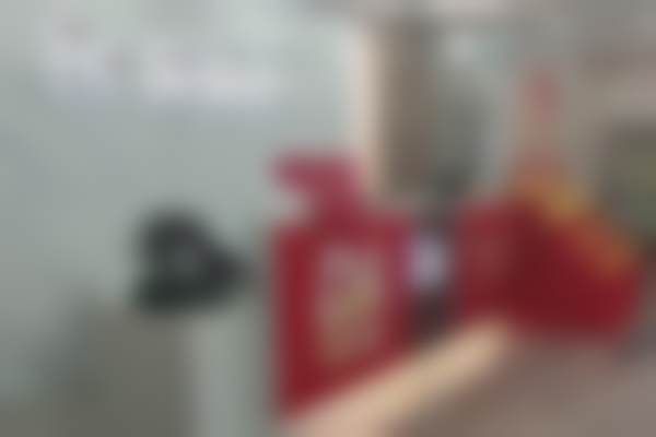 四、绍兴越城脸博士周建英医生坐诊医院