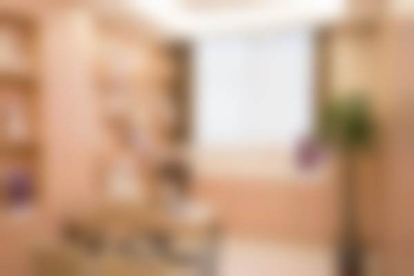 七、青岛伊美尔医疗美容靳绍锋医生怎么预约？